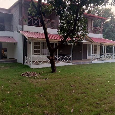 Red Roof Inn Рамнаґар Екстер'єр фото